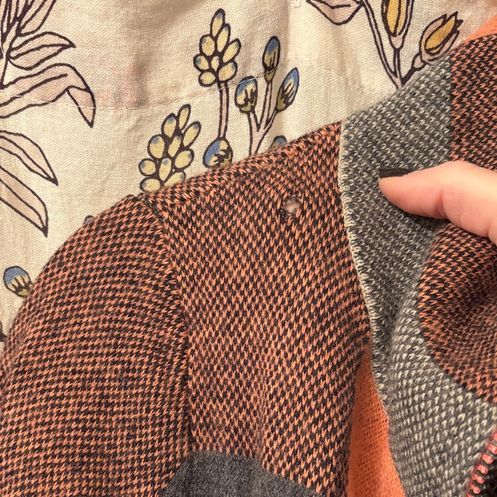 Colorblock Cardigan sweater - Picture 5 of 5